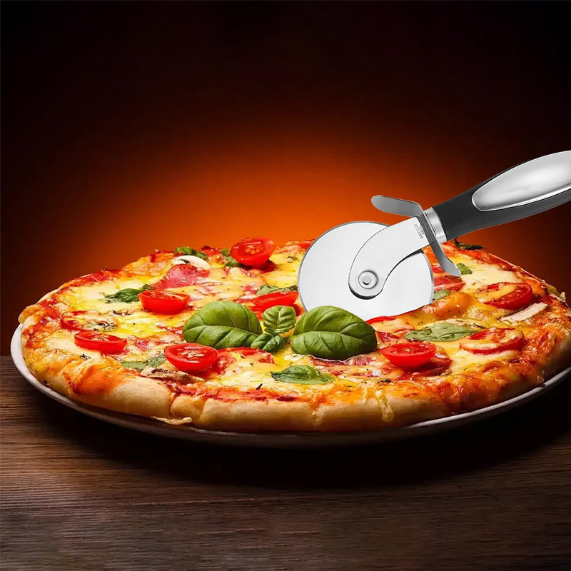 Stainless Steel Pizza Cutter W - Commercial Kitchen Cleaning 리뷰 및 가격